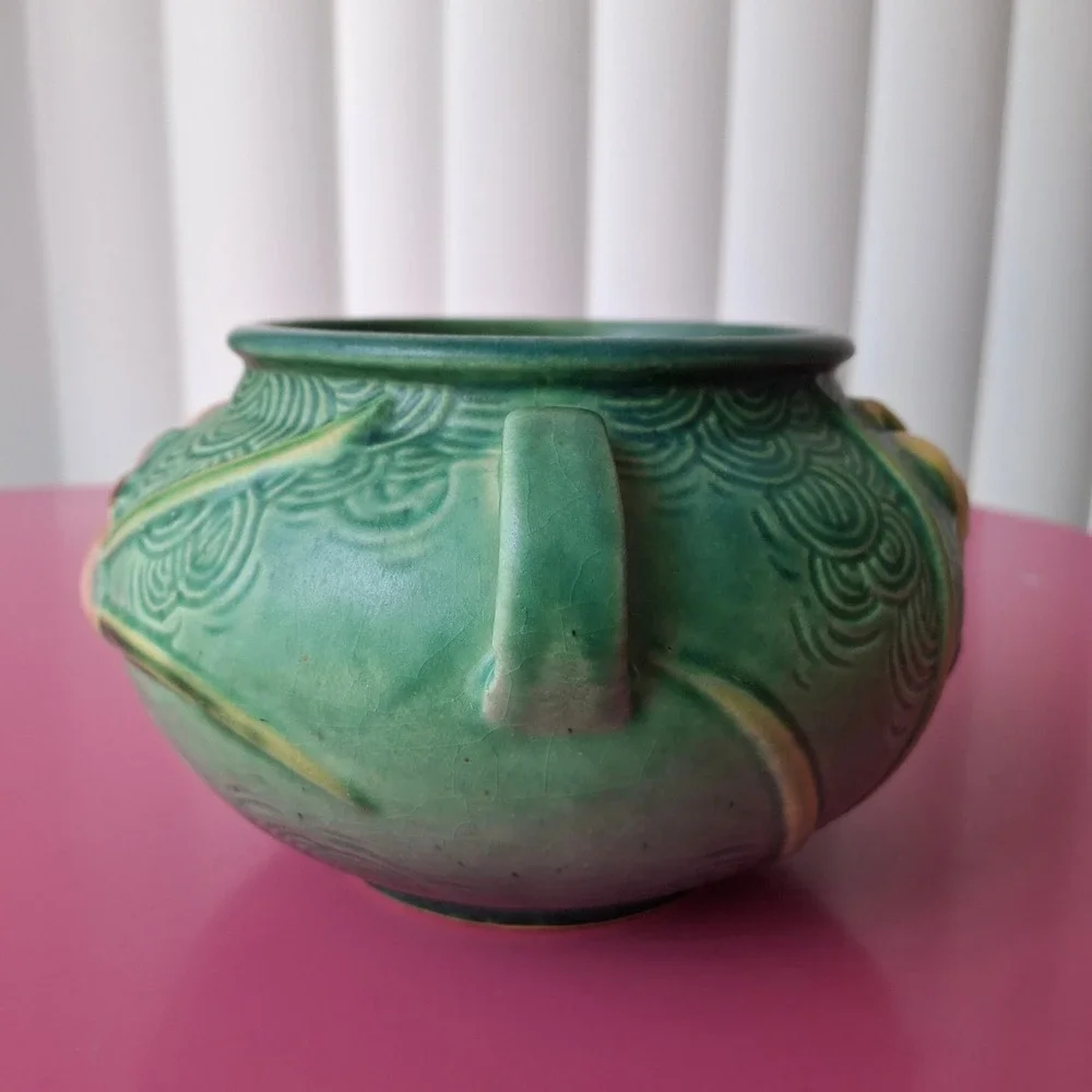 Roseville Art Pottery Zephyr Lily 671-4 Green Jardiniere Double Handled Vase